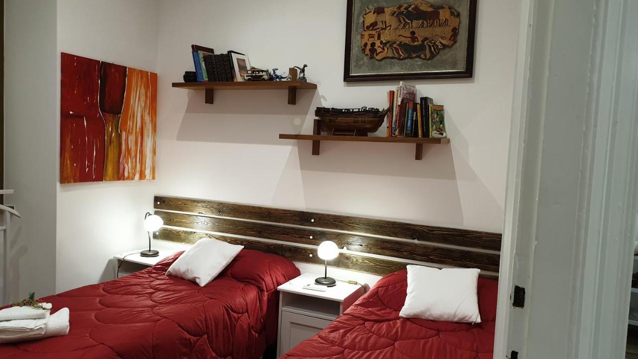 Casa Ferrari Testaccio E Trastevere Wi-Fi Free Рим Экстерьер фото