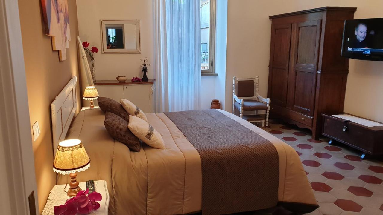 Casa Ferrari Testaccio E Trastevere Wi-Fi Free Рим Экстерьер фото
