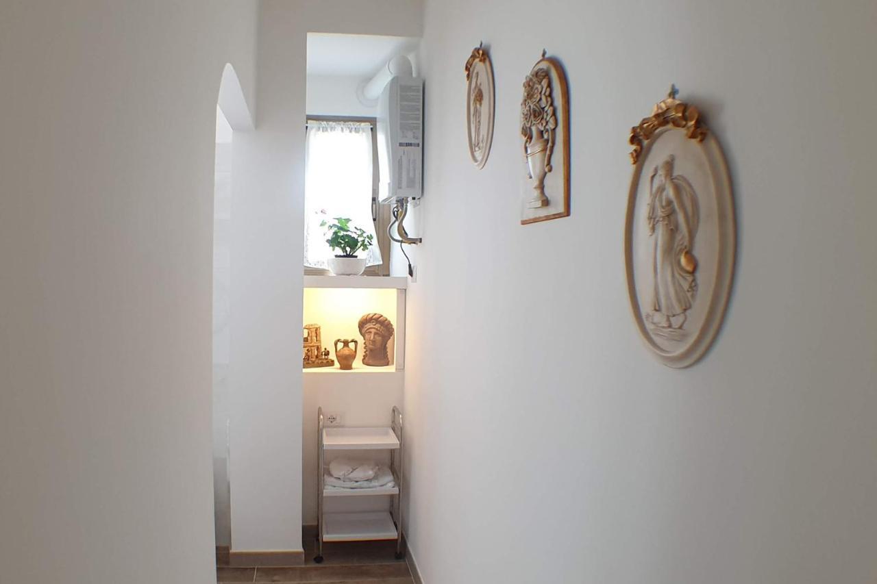 Casa Ferrari Testaccio E Trastevere Wi-Fi Free Рим Экстерьер фото